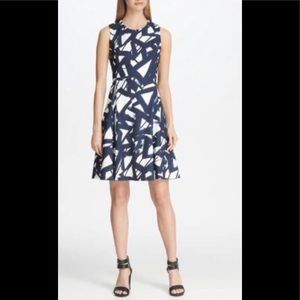 DKNY. Dress MIDNIGHT BLUE AND WHITE SIZE 14